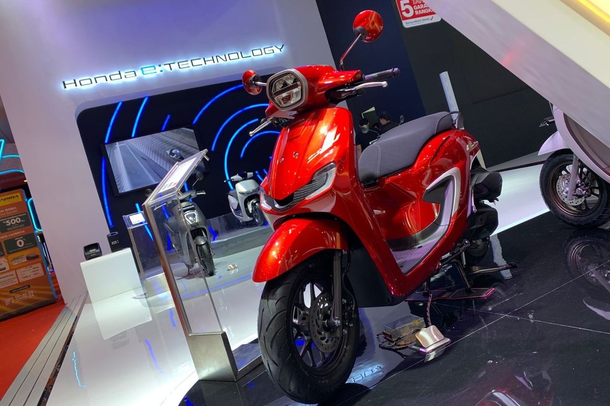 Honda Stylo, Motor Terlaris di IIMS 2024: Apa Rahasianya?