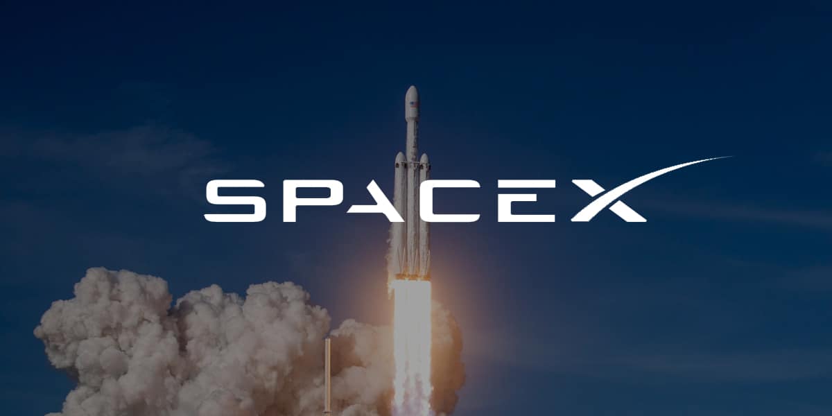 SpaceX Luncurkan Misi ke Bulan